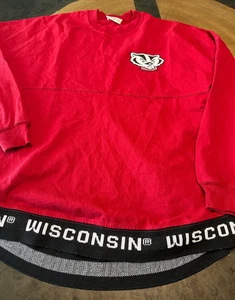 UNIVERSITY OF WISCONSIN BADGERS KAPPA ALPHA THETA LS PULLOVER OVERSIZED SMALL - Picture 1 of 8