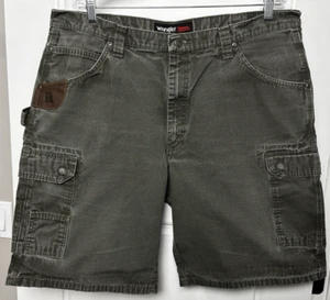 Wrangler Riggs Ranger Relaxed Fit Ripstop Cargo Workwear Shorts- Men's 40 - Picture 1 of 4
