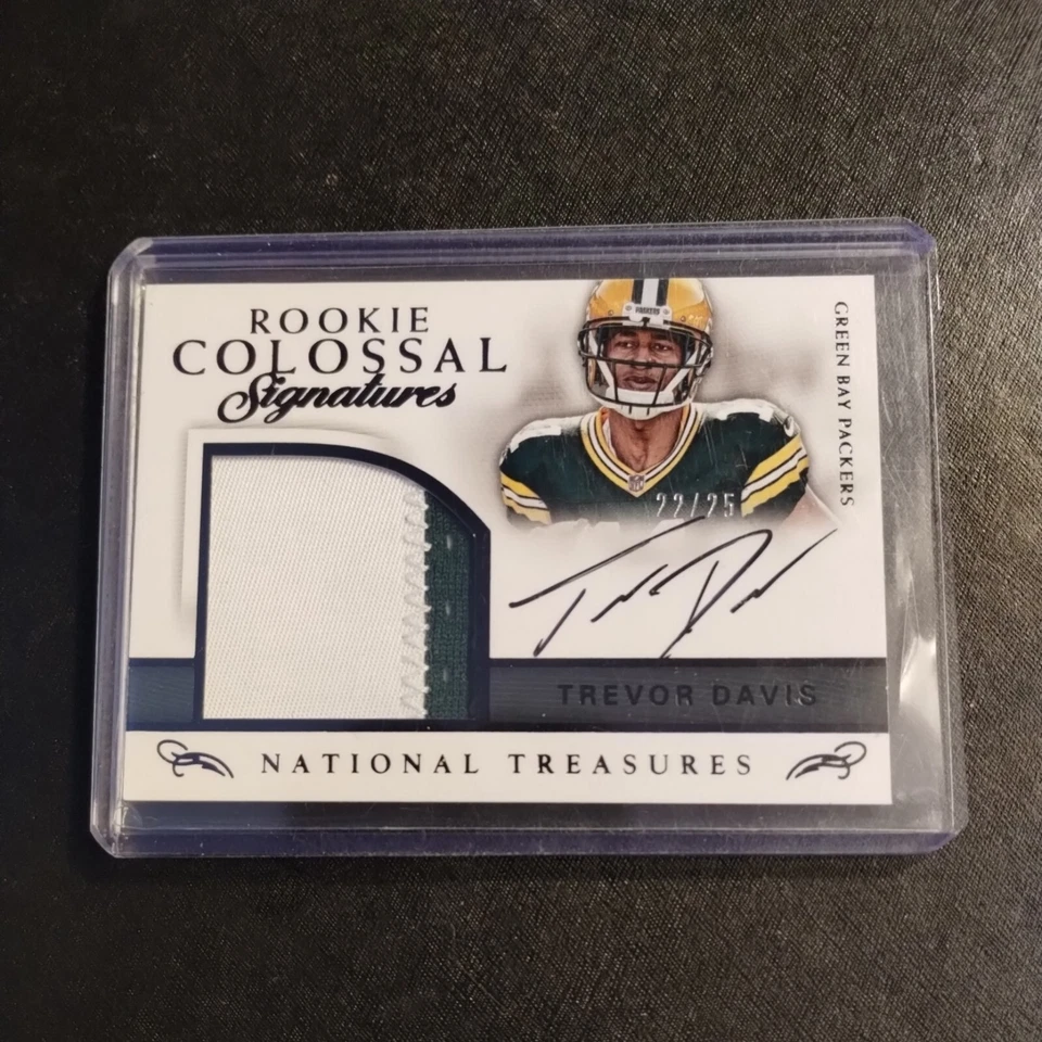 #22/25 Trevor Davis Rookie Patch Auto 2016 National Treasures Cal Packers Raider - Image 1 of 4