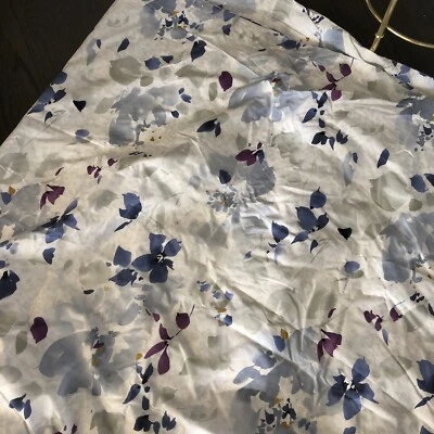 Funda nórdica Calvin Klein acuarela flor reina completa usada en excelente estado Foto 1 de 3