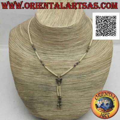 Collana girocollo, tubicini di giada chiara grezza e argento 925 ‰ (farfalla e c - Immagine 1 di 3