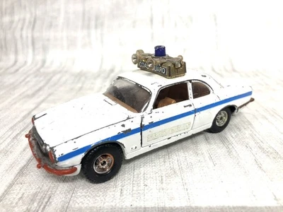RM1 Corgi Toys Jaguar XJ12C Coast Guard  414 Model Car 1/32 - Immagine 1 di 4