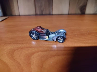 2000 Hot Wheels тема родстера на заказ низкие карбюраторы с внешней графикой - Изображение 1 из 4