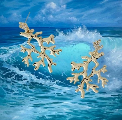 Lilly Pulitzer NWT Coral Reef Earrings Gold Metallic HTF! - Image 1 of 4