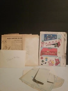 1957 Vintage Mccals 2177 Pattern Christmas Trimming Motiffs Stockings Rare HTF - Picture 1 of 4
