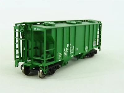 HO PS-2 2 Bay Covered Hopper BN Burlington Northern NIB NOS Item# 1802 - Image 1 of 4