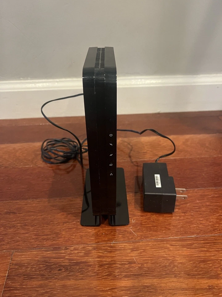 NETGEAR CM500 16x4 DOCSIS 3.0 Cable Modem Max Download Speeds of 686mbps - Image 1 of 1