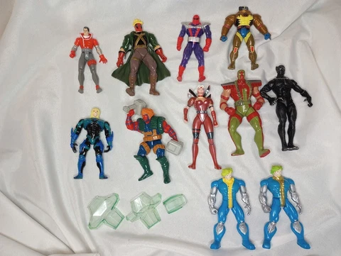 Lot of 11 Marvel X-MEN + Wildcats action figures Legends - as is Cover