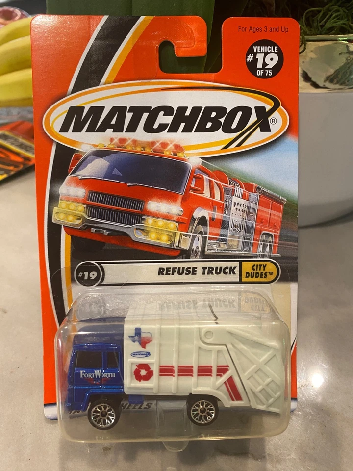 Matchbox City Dudes Series Refuse Truck #19 Fort Worth NIP - Image 1 of 1