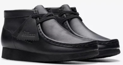 Clarks Wallabee Boot - 26168041 - KIDS / JUNIORS (BLACK LEATHER) - Image 1 of 4