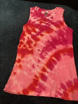OFERTA **BAJADA DE PRECIO ** NUEVA SIN ETIQUETAS Camisa sin mangas rosa tie dye para niñas talla juvenil 10 *WOW* Foto 1 de 2