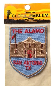 The Alamo - San Antonio, Texas Vintage Souvenir Travel Patch Happy Traveler NEW - Picture 1 of 3