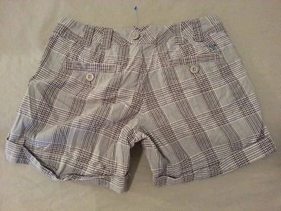 Pantalones cortos a cuadros caqui American Eagle Outfitters para mujer 2 algodón  Foto 1 de 4