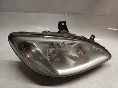 10V Mercedes-Benz Viano W639 Front Right Halogen Headlight A6398200261 - Image 1 of 4
