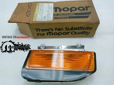 NOS Mopar 1978-1982 Dodge Omni 82-83 Rampage Left Parking Lamp 5207595 5207569 Foto 1 de 4