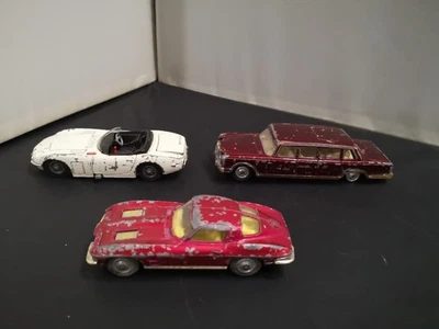 LOTE DE TRES MODELOS JUGUETES M548-CORGI INC JAMES BOND 007 TOYOTA 2000 GT Foto 1 de 3