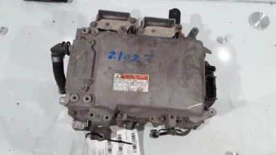 13 14 15 16 17 18 LEXUS ES300H Conv/Invert/Charger Foto 1 de 4
