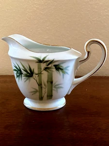 Vintage Noritake Nippon Toki Kaisha #1538G/ Green Bamboo Gold Trim Creamer-10 oz - Picture 1 of 6
