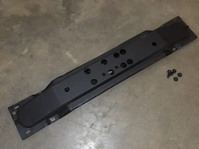 Automatic Transmission Mount Crossmember Jeep Cherokee XJ 2000-2001  - Image 1 of 4