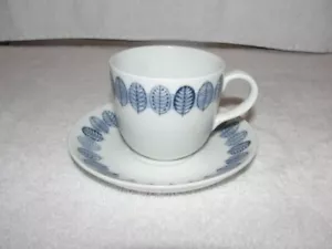 Vintage Arabia Finland Linnea pattern 1 demitasse cup with saucer. - Picture 1 of 6