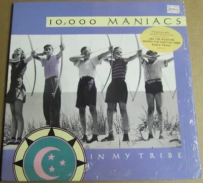 10 000 маньяков в моем племени 1987 ELEKTRA LP 60738-1 Natalie Merchant HYPE стикер - Изображение 1 из 4