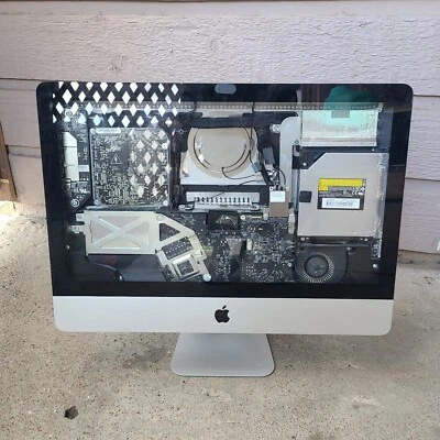 Apple iMac (21.5-inch, Mid 2011) for parts Only - Image 1 of 4