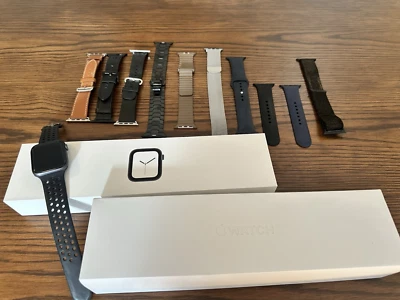Apple Watch Series 4 44mm Space Gray Aluminum Case Bundle w/ Box & 9 BANDS!!  - Image 1 of 4