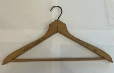 RARO KC Vintage Publicidad Madera Percha HOTEL PRESIDENT KANSAS CITY, MO Foto 1 de 4