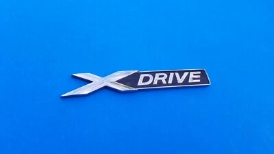 BMW XDRIVE X-DRIVE X3 X5 528I 328I E70 F30 F10 F31 EMBLEMA LOGOTIPO INSIGNIA FABRICANTE DE EQUIPOS ORIGINALES B30 Foto 1 de 3