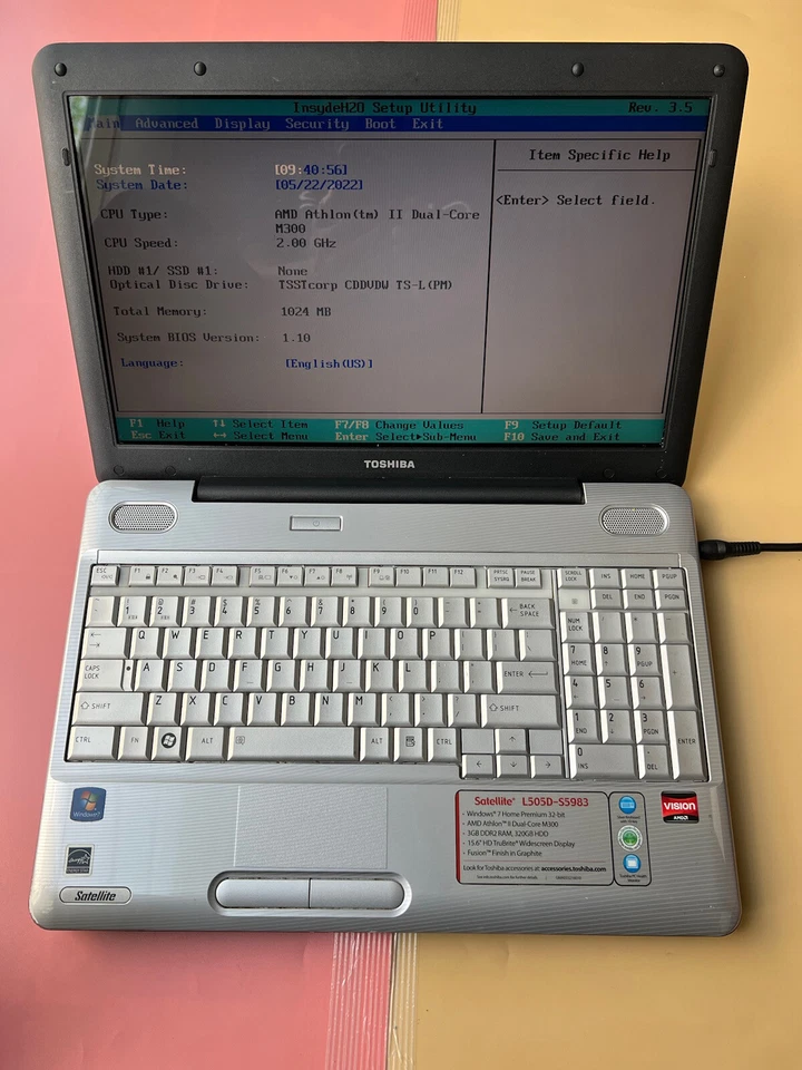 Toshiba Satellite L505D-S5983 AMD DUAL-CORE @ 2.0GHz 1GB RAM 0GB HDD PARTS - Image 1 of 4