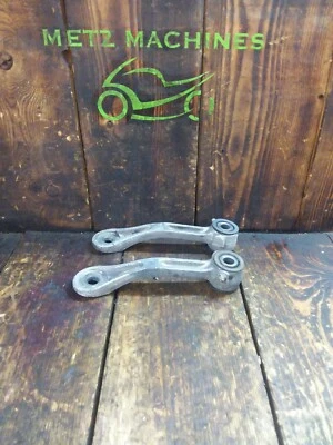 1988 Kawasaki Ninja ZX10 ZX1000 Oem rear suspension shock links - Image 1 of 4