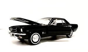 BRANDNEU WELLY 1:24 SCALE 1964-1/2 FORD MUSTANG NEUWERTIG - Bild 1 von 9
