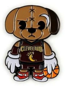 Kidrobot x NBA Cleveland Cavaliers Mascot Enamel Pin - Limited Edition - Picture 1 of 3