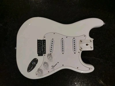 NEW LOADED STRAT BODY STRATOCASTER WHITE W/ WHITE PICKGUARD. FAST SHIPPING NICE! - Image 1 of 4