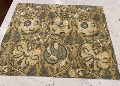 Pottery Barn ~ Travesseiro Padrão Paisley Dourado/Azul/Branco - Imagem 1 de 4