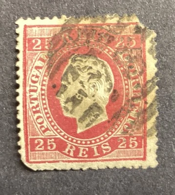 Sello PORTUGAL #28 1866 25 Reis usado defectos con bisagras Foto 1 de 2