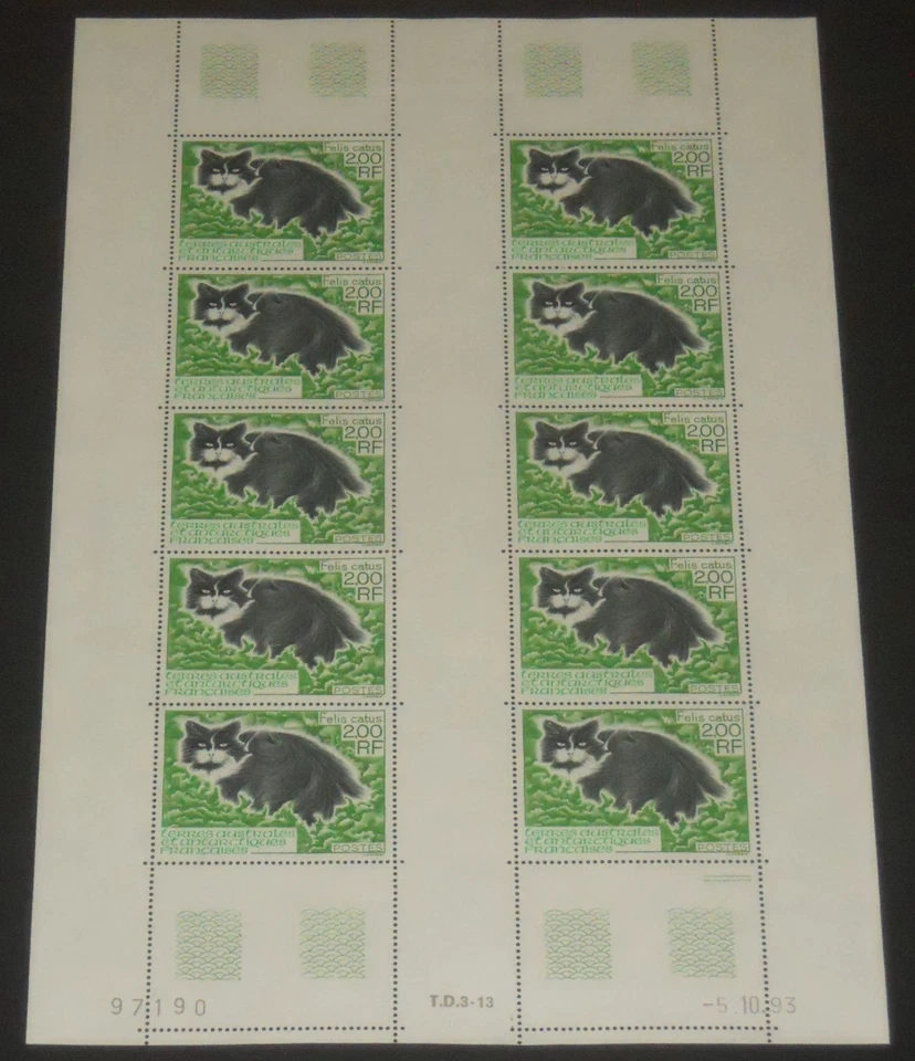 Лист 10 домашних кошек French Antarctic 195 1994 NH - Изображение 1 из 1