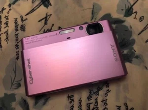SONY Cyber Shot DSC-T77 10.1MP CCD Vintage Digital Camera - 85% new-Pink - Afbeelding 1 van 7