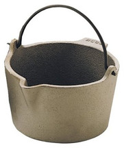 Lead Pot Cast Iron Melting Bullet Casting Highest Quality Heavy duty 2.4 pounds