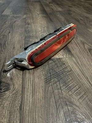 Chevy Cobalt 2005-2010 *4 puertas* Pontiac G5 tercera luz de freno lámpara de parada 15271523 Foto 1 de 4