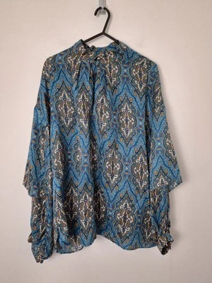 Blusa Sandro mezcla seda estampado cachemir, verde azulado/multi Foto 1 de 4