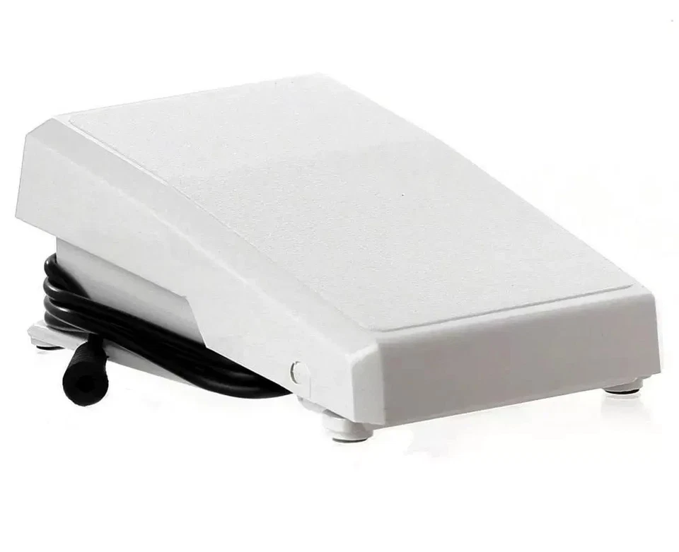 Air Foot Control Pedal #979583-003 White for Singer Portable Sewing Machines - Image 1 of 1