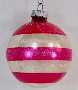 Shiny Brite Ornament Silver Ball Red White Stripes Large Vintage #911 - Picture 1 of 9