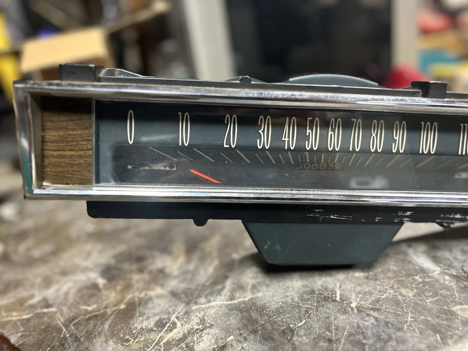 1963 OLDSMOBILE 88 98 DYNAMIC STARFIRE CLUSTER GAUGE SPEEOMETER 3 Miles - Image 1 of 4