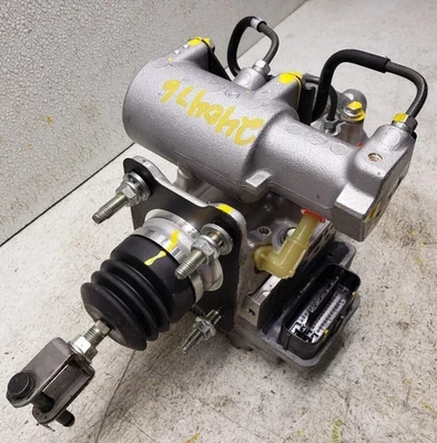 Conjunto de refuerzo de cilindro maestro bomba de freno antibloqueo Toyota Prius 2010 2015 Foto 1 de 4