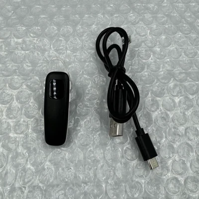 Plantronics M70 Wireless Bluetooth Headset HD Audio Noise Reduction Black White - Image 1 of 4