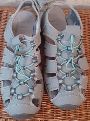 BASS Coral Womens 9M Outdoor Water Sandal Hiking Adjustable Lace Lock Sport Shoe - Image 1 of 4