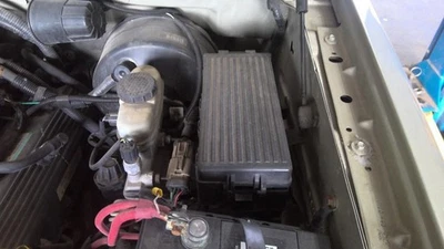 Motor de caja de fusibles excluyendo Sport Trac compatible con 02-10 EXPLORER 300471 Foto 1 de 4