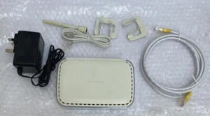 NETGEAR ADSL2 + Modem Router DG834 V4 Consegna gratuita nel Regno Unito - Foto 1 di 2