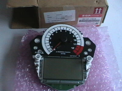 GENUINE SUZUKI SPEEDOMETER ASSEMBLY MILE/KILOM 34120-17G10 SV650 S 2003-2007 - Image 1 of 2